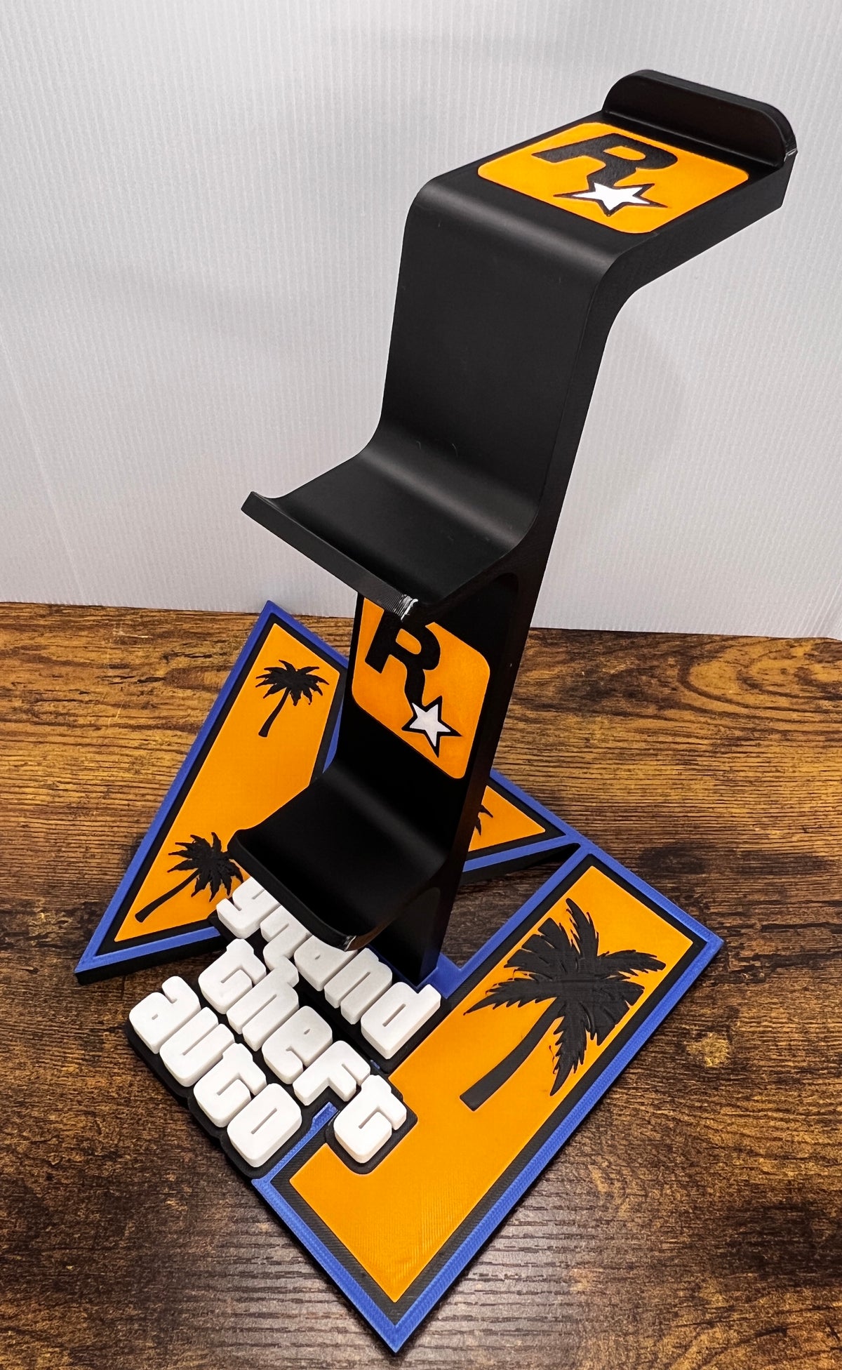 GTA VI Controller & Headset Stand