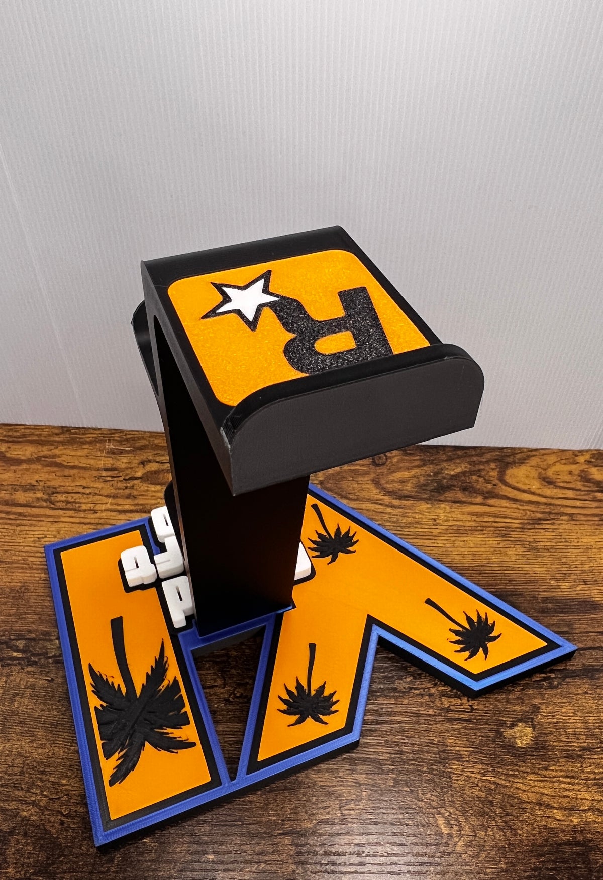 GTA VI Controller & Headset Stand