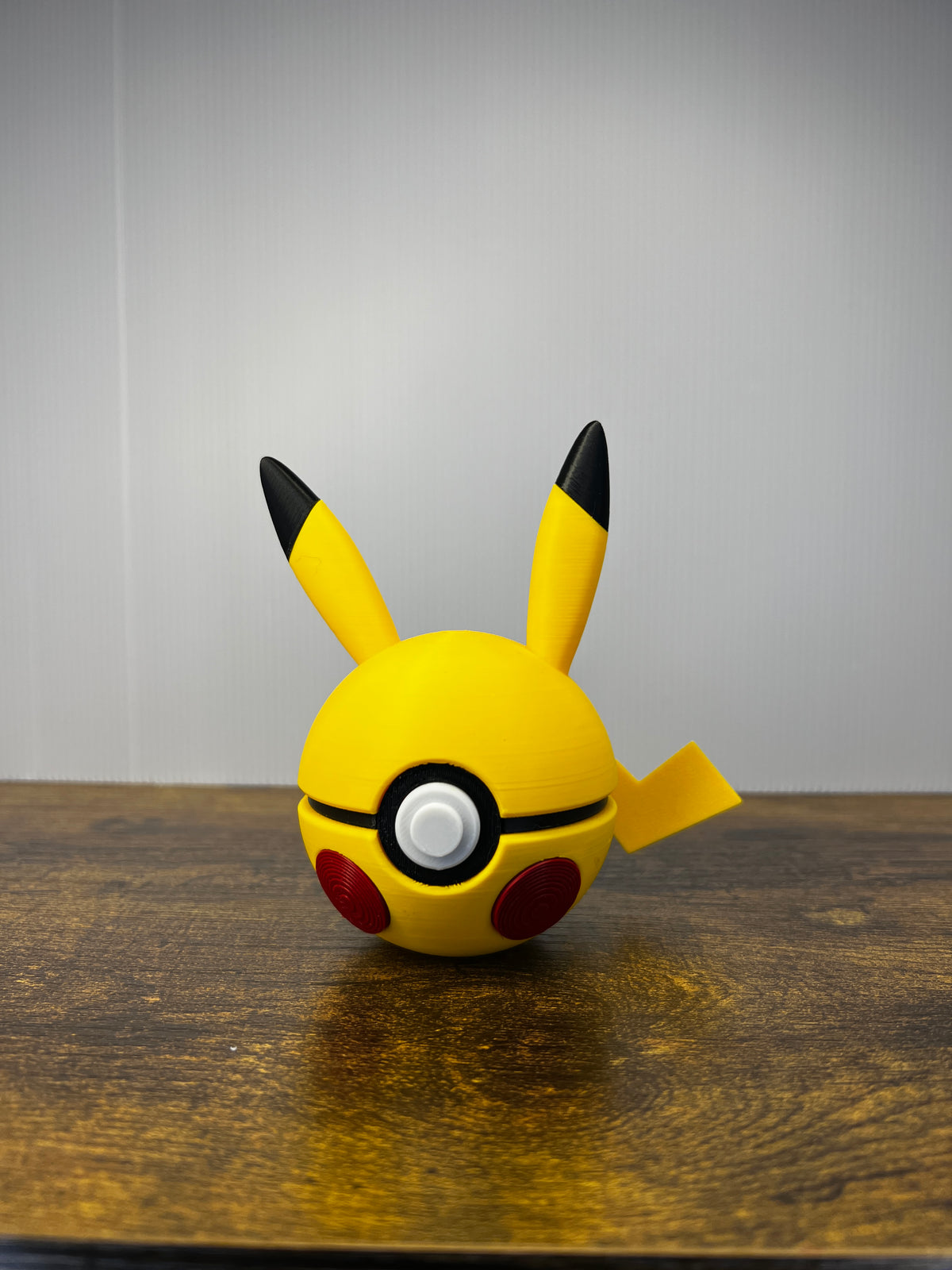 Pikachu Poké Ball – Pokémon-Inspired Display Stand