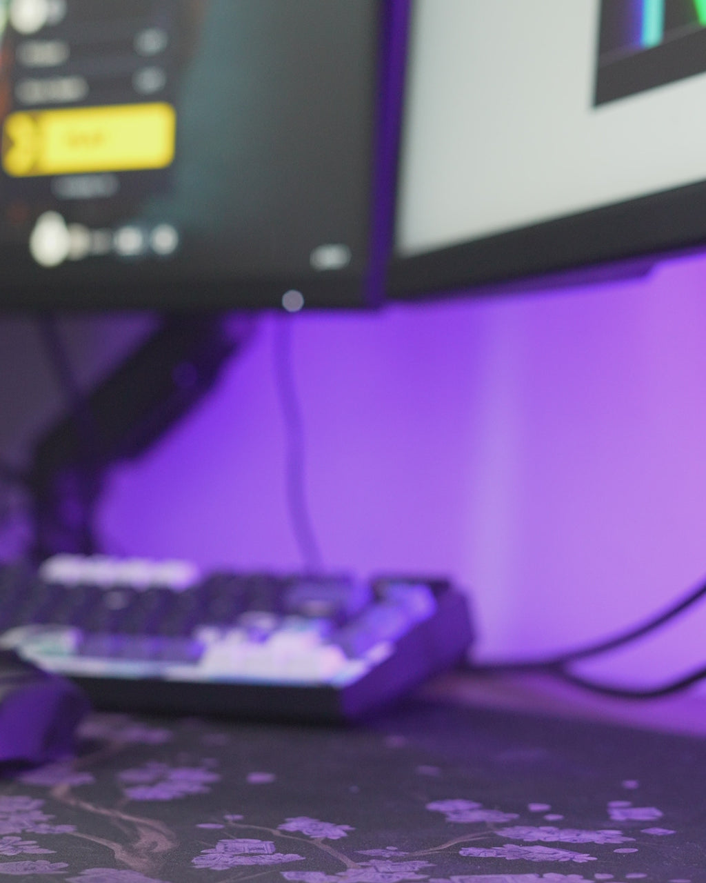 Command Sync — Controller & Headphone Holder